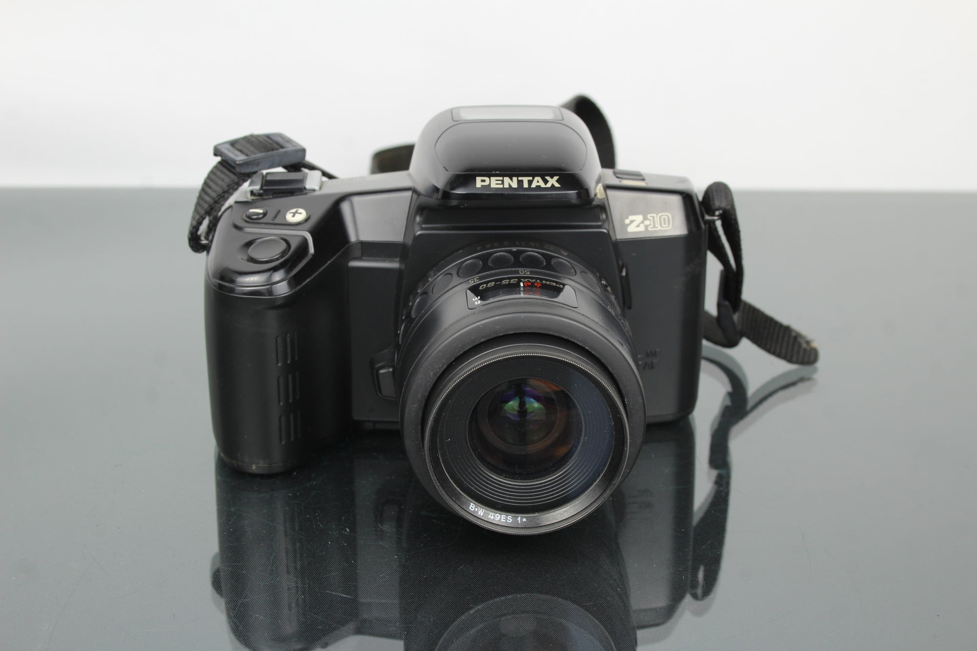 Pentax Z-10 + 1:4-5.6 35-80mm lens