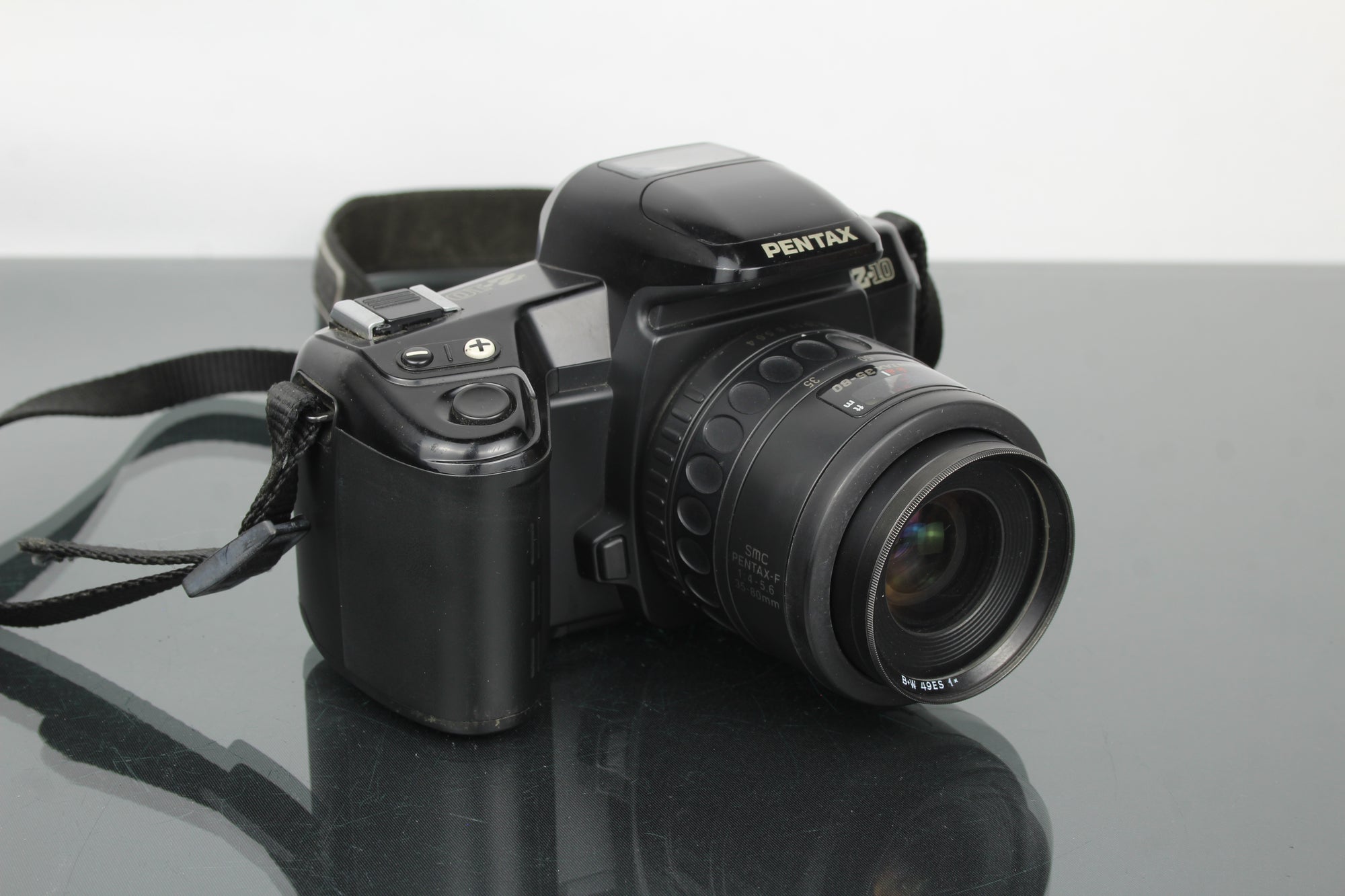 Pentax Z-10 + 1:4-5.6 35-80mm lens