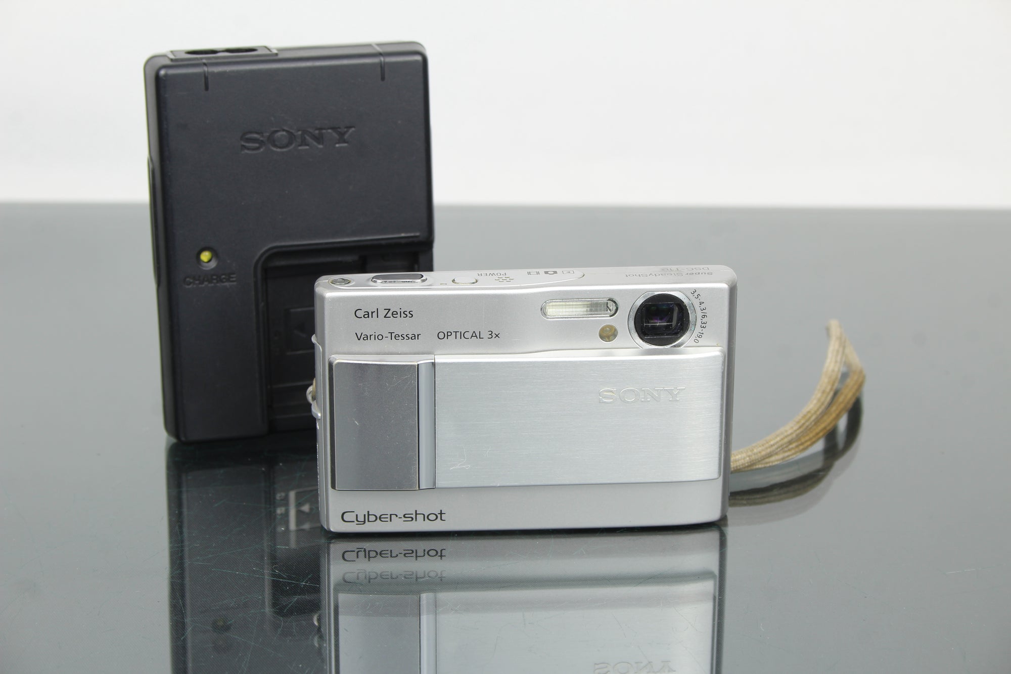 Sony Cyber-shot DSC-T10