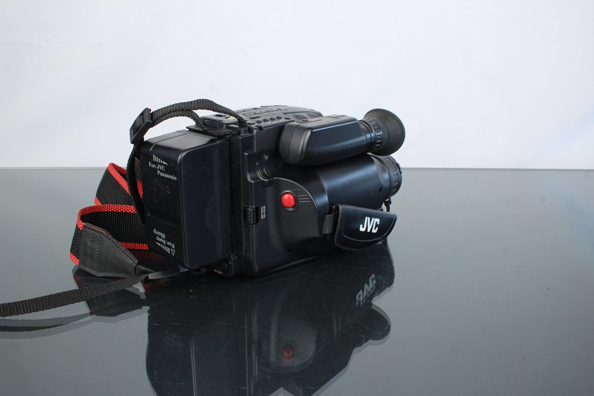 JVC GR - AX35 - Dutch|Thrift