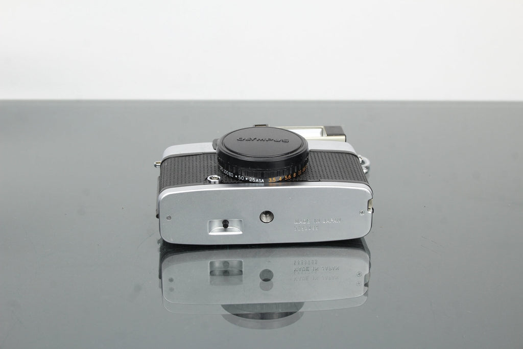 Olympus pen EE - 3 Half frame - Dutch|Thrift
