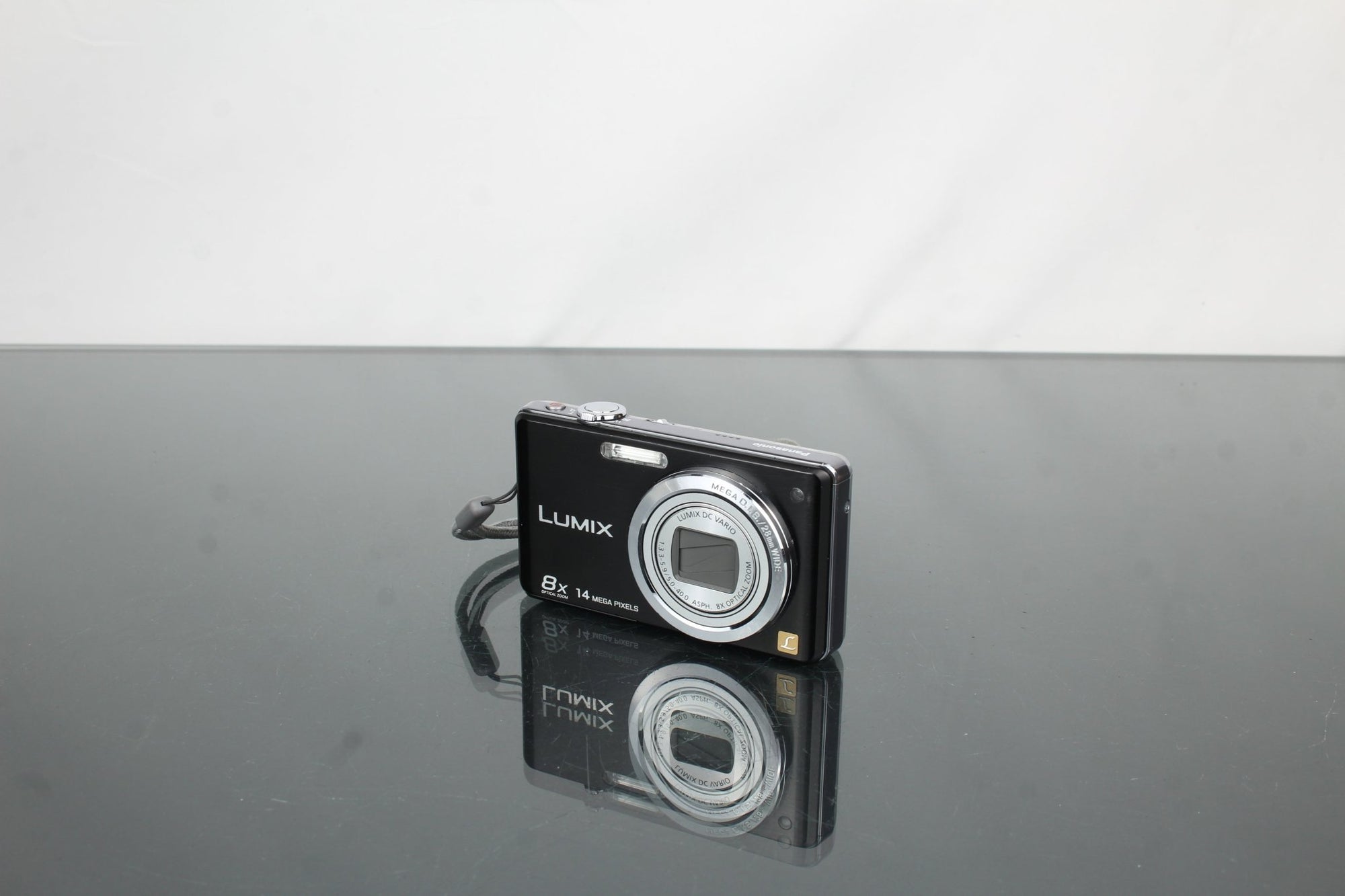 Panasonic Lumix FS30 - Dutch|Thrift