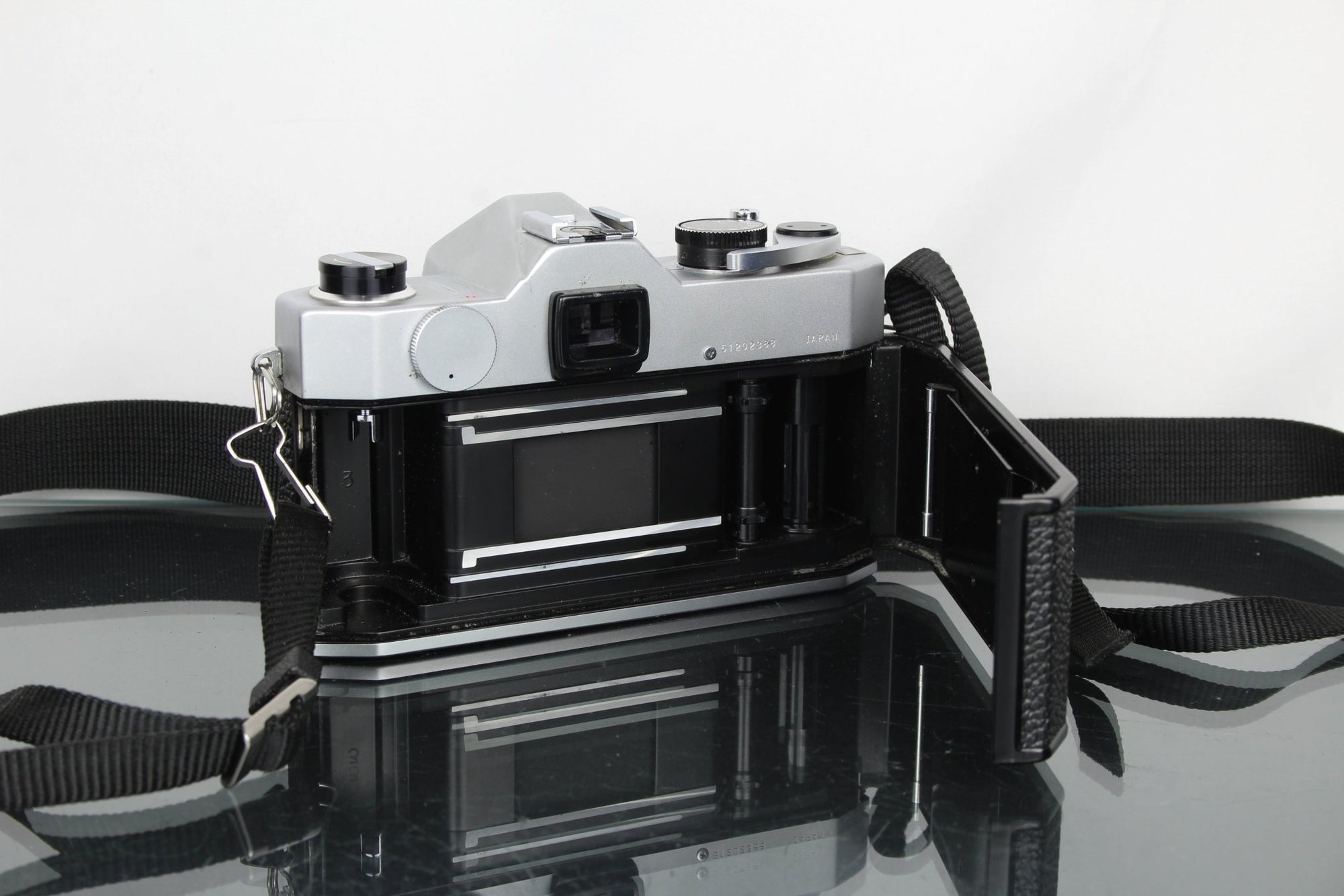 Yashica TL - ELECTRO + 50mm 1.9 Yashica lens - Dutch|Thrift